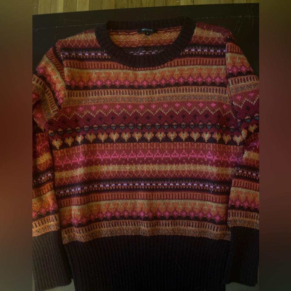 Novica 100% Alpaca Made in Peru Geometric Crewneck Luxury Sweater, Size Medium